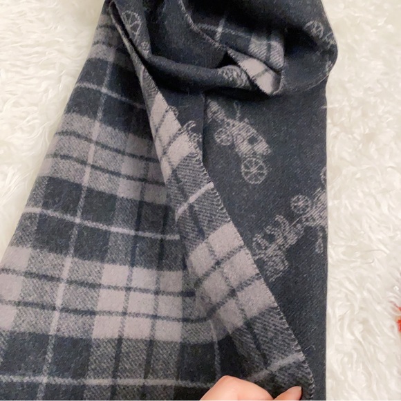 Coach Reversible Horse And Carriage Plaid Print Muffler/Scarf - Picture 7 of 7